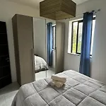 Lägenhet Modern With Large Balcony In Spinola St. Julian's