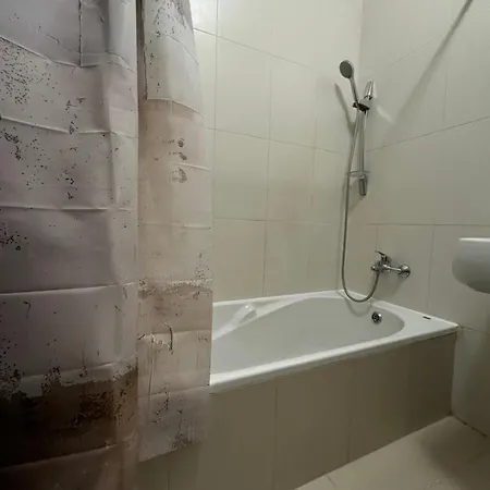 Modern With Large Balcony In Spinola Apartamento