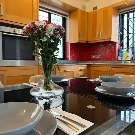 Modern With Large Balcony In Spinola * St. Julian's