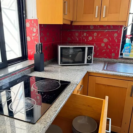 Modern With Large Balcony In Spinola