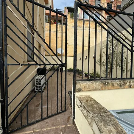 Modern With Large Balcony In Spinola