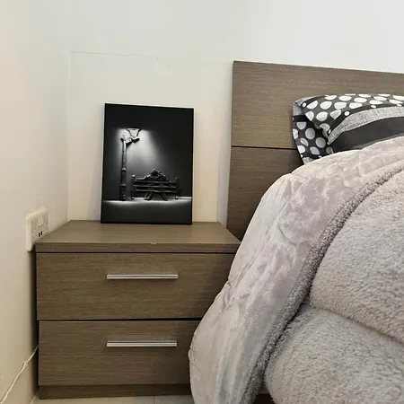 Apartment Modern With Large Balcony In Spinola