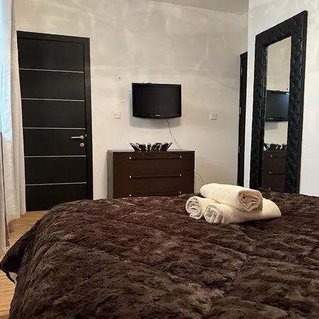 Daire Modern With Large Balcony In Spinola *