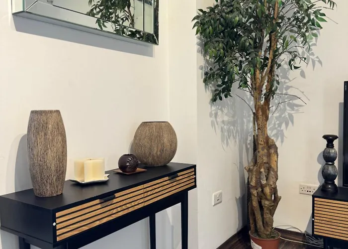 Modern With Large Balcony In Spinola 아파트