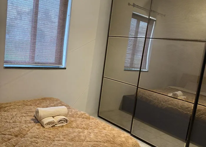 Modern With Large Balcony In Spinola *