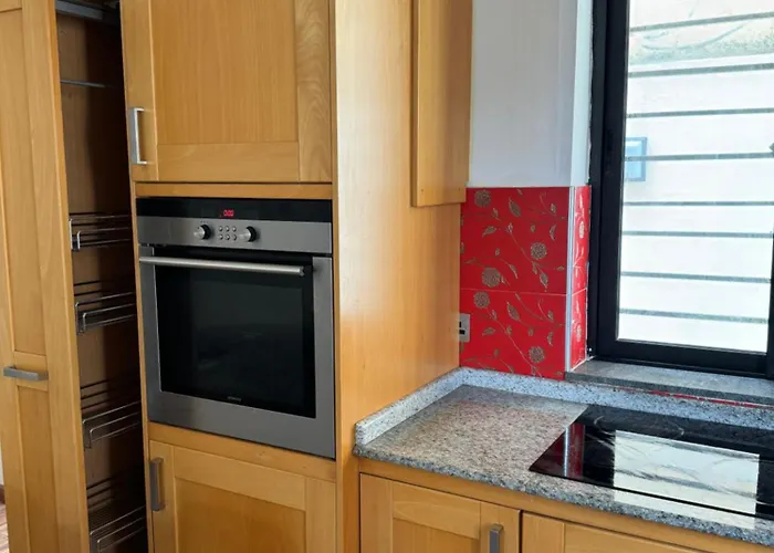 Modern With Large Balcony In Spinola *