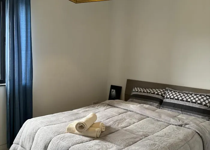 Modern With Large Balcony In Spinola 아파트 *