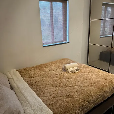 Modern With Large Balcony In Spinola * St. Julian's